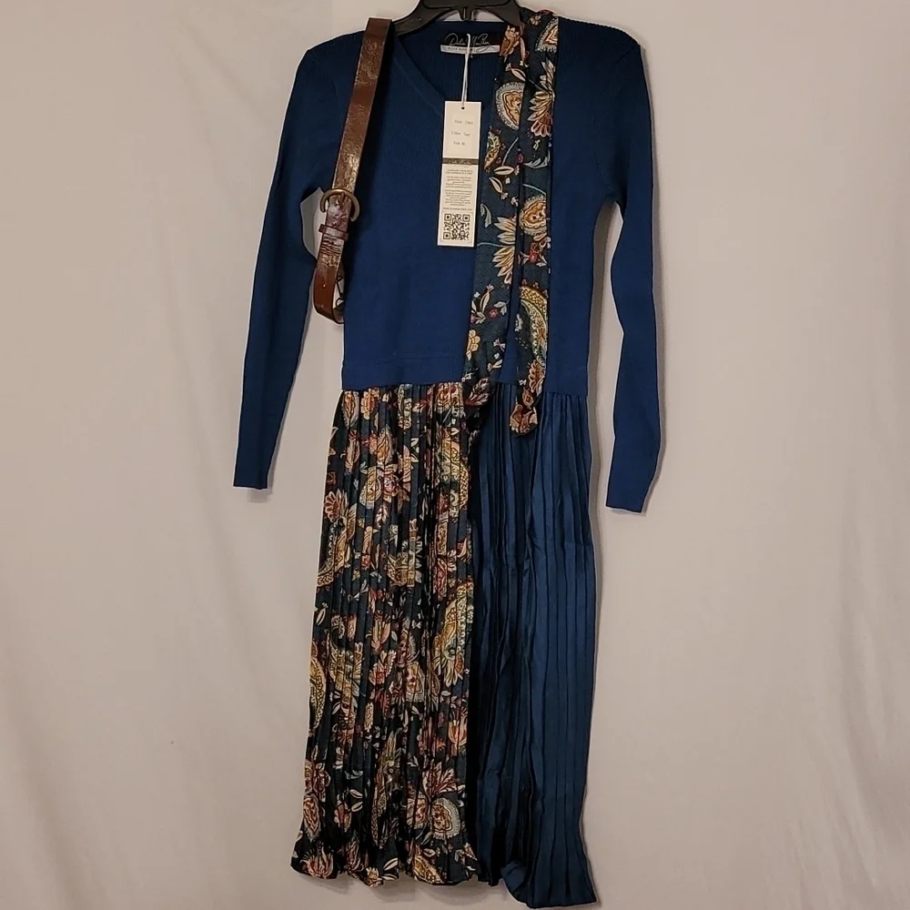 𝅺Dalia Macphee Jewel Neck Sweater Dress with Paisley Pleated Skirt